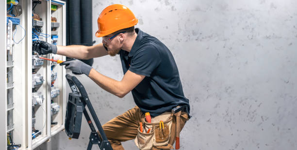 Best Commercial Electrician Services  in Simsbury Center, CT